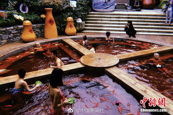 八大关枫叶在哪条路